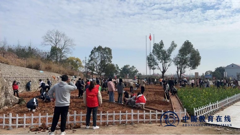 “植”此青绿  不负春光    邵东市城区六中开展植树主题党日活动